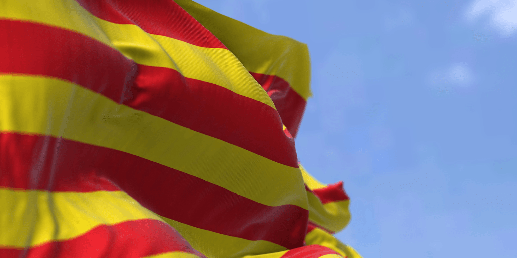 La senyera, emmarca la promoció Diada que és un reflex del compromís amb Catalunya.